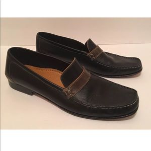 COLE HAAN Black Olive Green Flat Loafers 9.5B